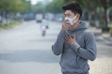 Akciğer sorunları, hava kirliliği genç Vietnamlı