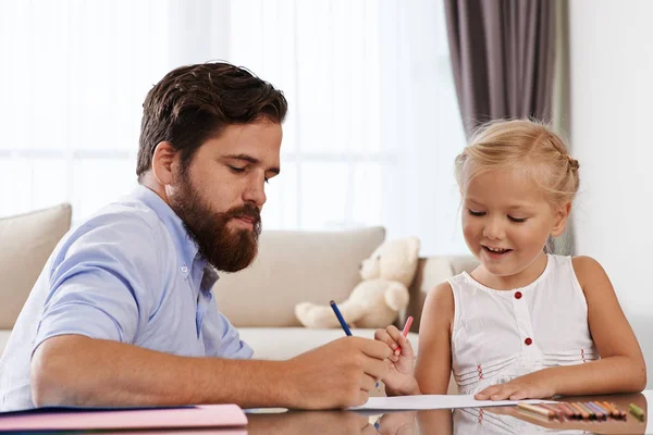 Man Drawing Pictures His Little Daughter — Stock Photo, Image