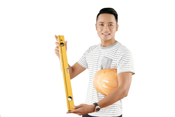 Retrato Jovem Asiático Com Capacete Régua Construção Sorrindo Para Câmera — Fotografia de Stock