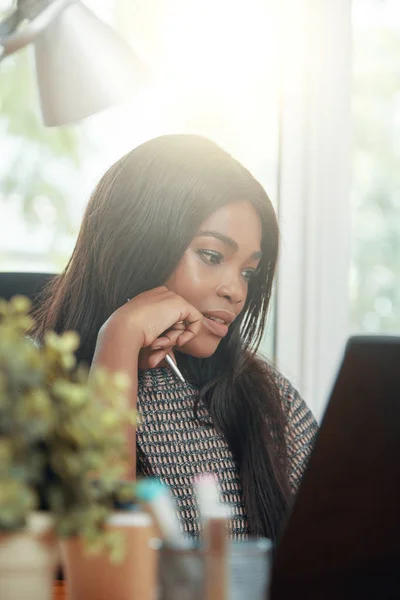 Adult Elegant African American Woman Working Bright Office Sitting Table — Stock Photo, Image