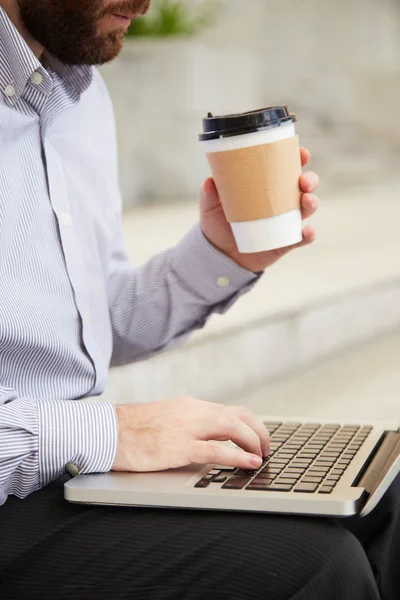Cropped Image Business Executive Take Out Coffee Checking Mail — Stock Photo, Image