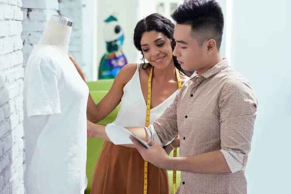 Two Designers Working Team Standing Mannequin White Shirt Choosing Color — Stock Photo, Image