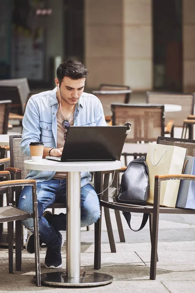 Handsome Freelancer Earphones Working Laptop Outdoor Cafe — Stock Photo, Image