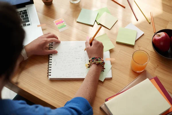 Female Student Writing Essay Ideas Her Textbook View — Stock Photo, Image