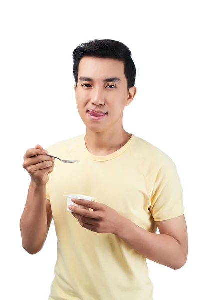 Retrato Belo Jovem Asiático Comendo Iogurte Frutas Café Manhã — Fotografia de Stock