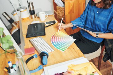 Yeni uygulama için renk düzeni seçerek Ui tasarımcıkırpma görüntü