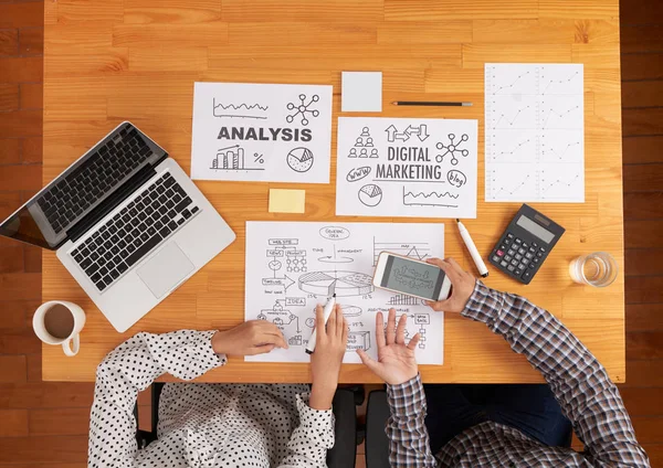 Shot Two Unrecognizable People Casual Outfits Sitting Table Office Discussing — Stock Photo, Image