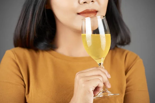 Young Woman Buoying Delicious Smell Fresh Fruit Juice Wine Glass — 스톡 사진