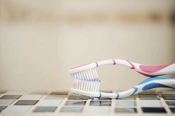 Couple Toothbrushes Lying Toilet Table Bathroom Making Love Concept — Stock Photo, Image