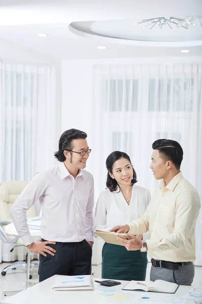 Business People Talking Office — Stock Photo, Image