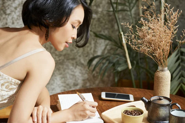 Inspired Young Vietnamese Woman Writing Her Thoughts Ideas Gratitude Journal — Stock Photo, Image