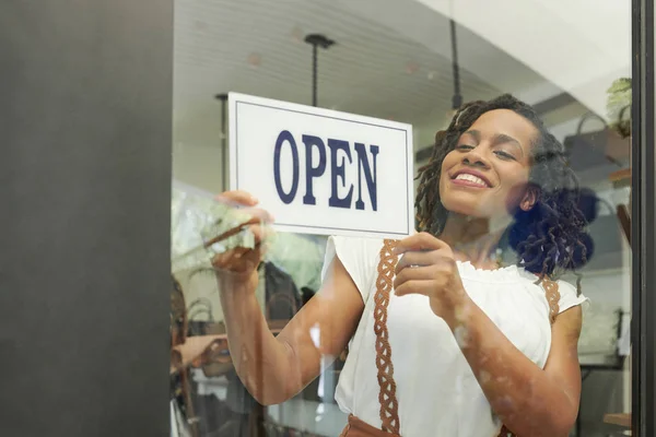 Pretty Young Black Woman Opening Her Store Morning — Stock Photo, Image