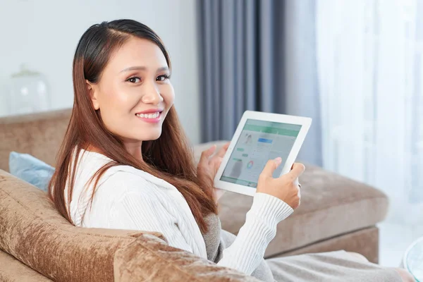 Lovely Young Woman Health Application Tablet Computer Turning Back Looking — Stock Photo, Image