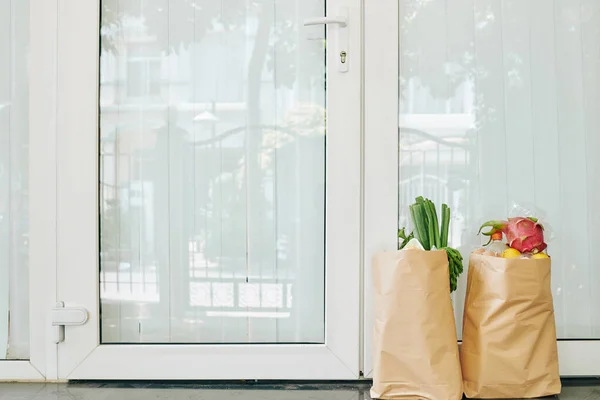 Gros Sacs Épicerie Papier Avec Fruits Légumes Livrés Aux Portes — Photo