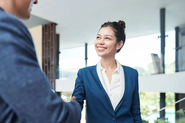 Pretty Young Businesswoman Genuine Smile Looking Colleague Shaking His Hand — Stock Photo, Image