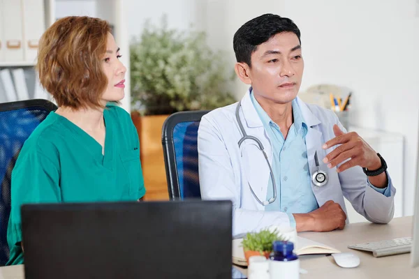 Team Medical Workers Having Online Conference Colleagues — Stock Photo, Image