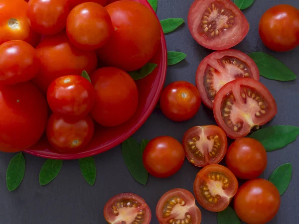 Fresh Healthy Red Tomatoes — Stock Photo, Image