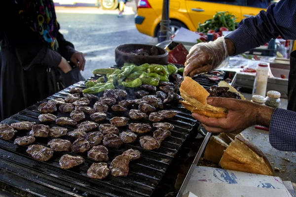 Street Food Traditional Barbecued Meatballs — Stock Photo, Image