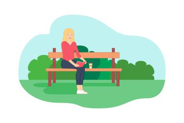 Genç kız onun elinde kitapla bankta oturmuş, okuma ve kahve içme. İstirahat kadın. Düz stil vektör çizim. Afiş, poster yeşil park arka plan ile. Baskı, web için.