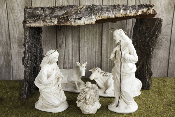 Navidad Escena Del Guardabosques Con Figuras Que Incluyen Jesús María — Foto de Stock