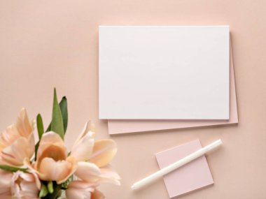 Tasarımınız için şık mockup.