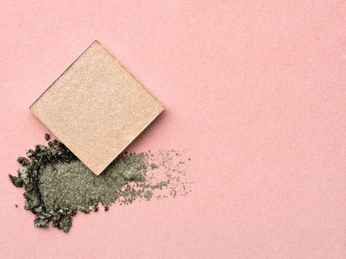 Göz makyaj ürünleri.