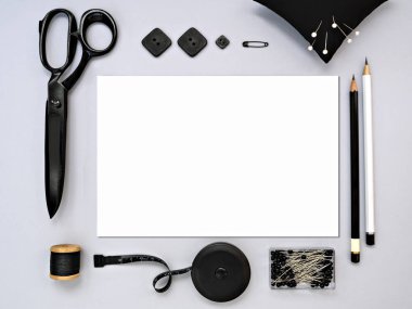 Dikiş malzemelerinin toplanması.