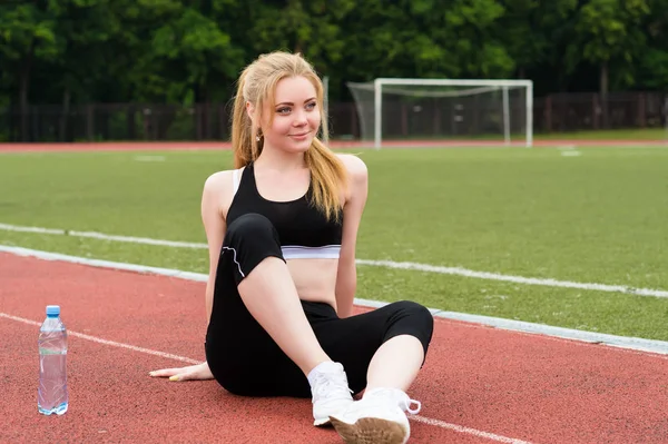 Mujer Encantadora Deportivo Sentado Cinta Correr — Foto de Stock