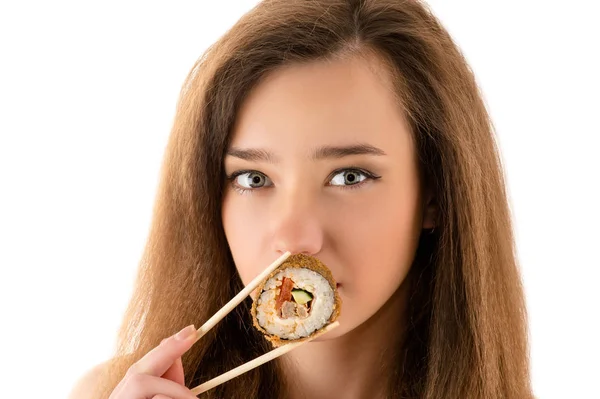 Joven Caucásico Chica Con Sushi Roll — Foto de Stock