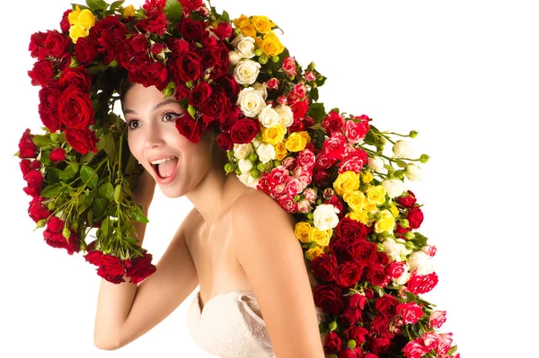 Portret Emocjonalny Piękna Kobieta Kwiatami Głowie — Zdjęcie stockowe