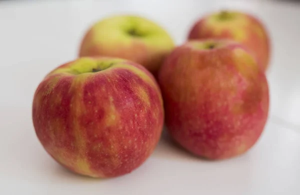 Elma, meyve, taze, lezzetli, güzel, kırmızı, yenilebilir, gıda, Bahçe, sulu