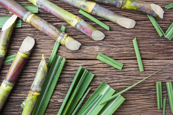 Nahaufnahme Zuckerrohr Auf Holz Hintergrund Nahaufnahme — Stockfoto