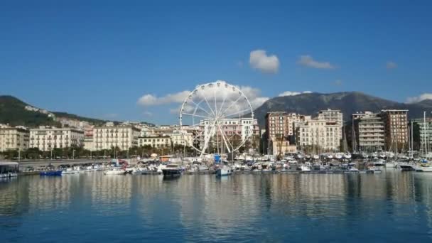 Panoramisch Uitzicht Haven Van Salerno Italië Met Reuzenrad — Stockvideo