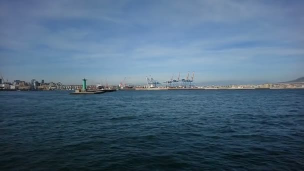 Puerto Nápoles Con Vista Volcán Vesubio Visto Desde Barco Navegación — Vídeos de Stock