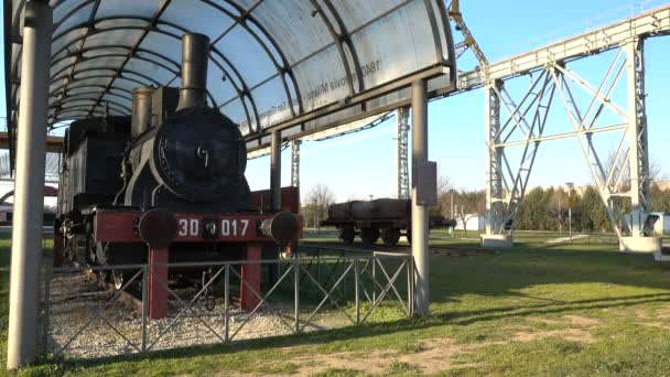 Lokomotywa Umieszczone Obszarze Carroponte Jako Zabytek Pamiętać Stare Fabryki Sesto — Wideo stockowe