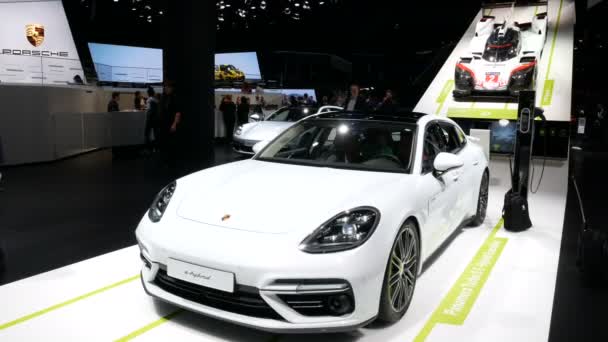 Porsche Hybrid Exhibido Durante Iaa Auto Show Frankfurt Alemania Septiembre — Vídeos de Stock