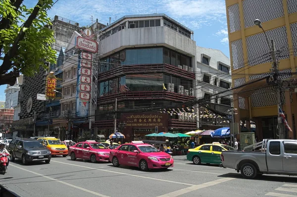 Bangkok Thaïlande Juin 2015 Voitures Taxis Sur Route Dans Rue — Photo