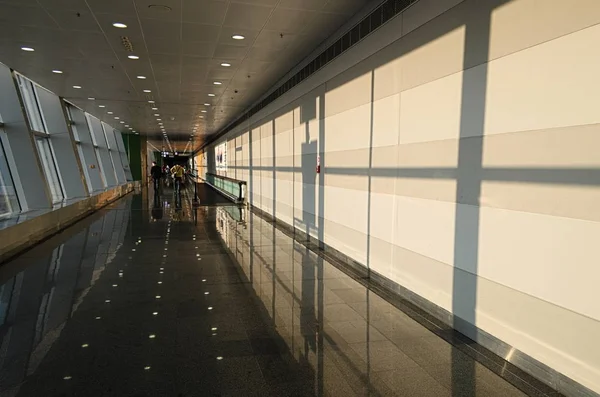 Corridoio Dell Aeroporto All Arrivo Modo Trasferimento Controllo Passaporti — Foto Stock