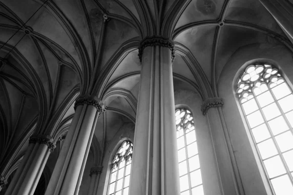 Lviv Ucrânia Fevereiro 2018 Vista Interior Catedral Medieval Gótica Com — Fotografia de Stock