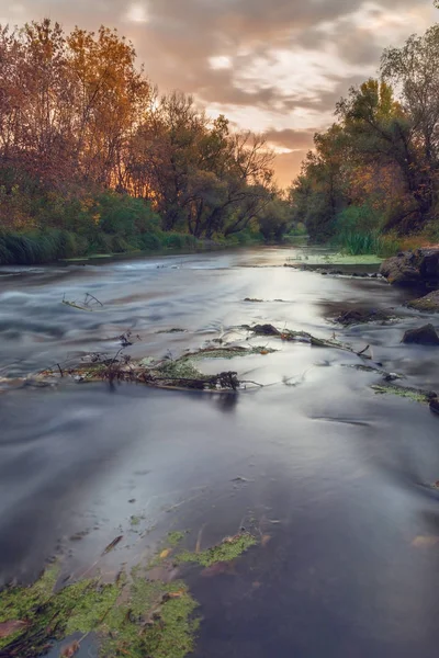 Hermoso Amanecer Sobre Río Escénico — Foto de Stock