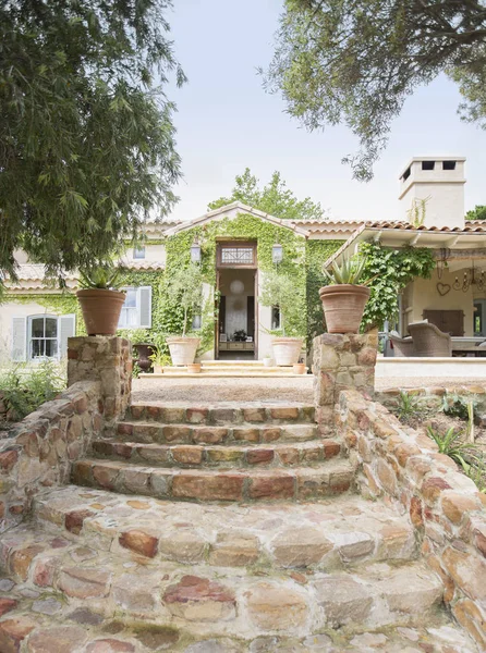 Luxury Villa Stone Stairs Foreground — Stock Photo, Image