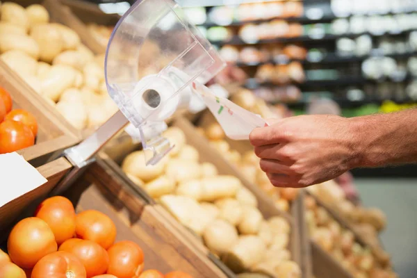 Närbild Man Tar Plastpåse Råvaror Livsmedelsbutik — Stockfoto