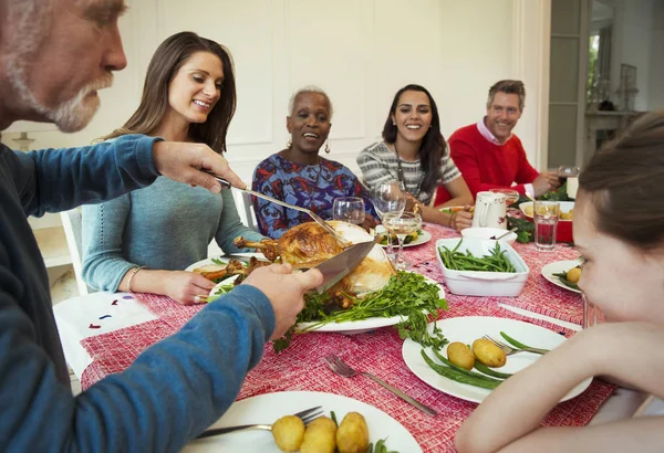 Family Enjoying Christmas Turkey Dinner Table — Stock Photo, Image