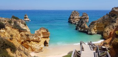 Praia do Camilo, Lagos, Portekiz plajahşap merdivenler