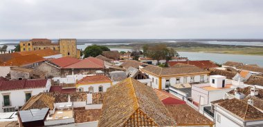 Faro şehrinde Doğa Parkı Ria Formosa, Portekiz