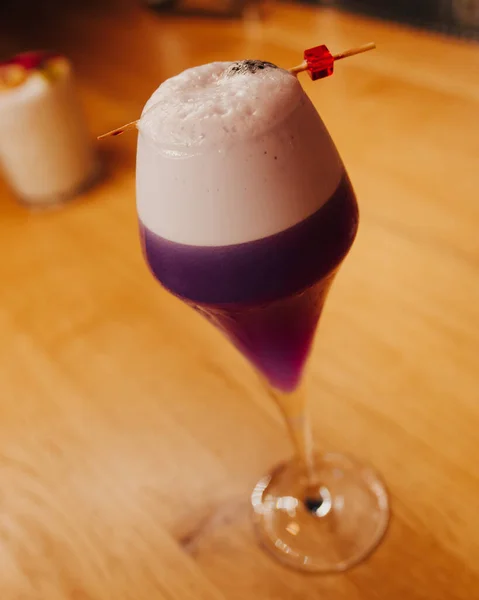 Sweet Famous White Caramels Decoration Slice Autor Inspirował Cocktail Drink — Zdjęcie stockowe