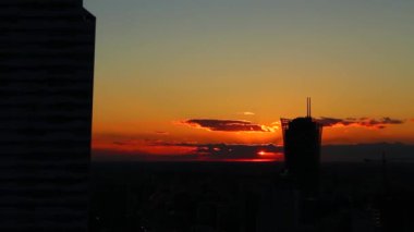 Günbatımı - Varşova Kültür Sarayı görünümünden