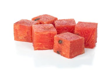 küp karpuz. Beyaz arka plan üzerinde izole