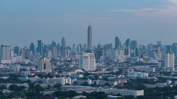 Time Lapse Día Noche Edificio Moderno Zona Negocios Con Zoom — Vídeos de Stock