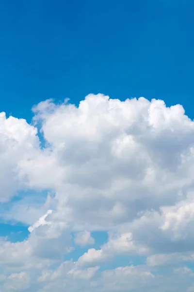 Beautiful Nature White Cloud Scape Blue Sky Background Daytime Summer — Stock Photo, Image